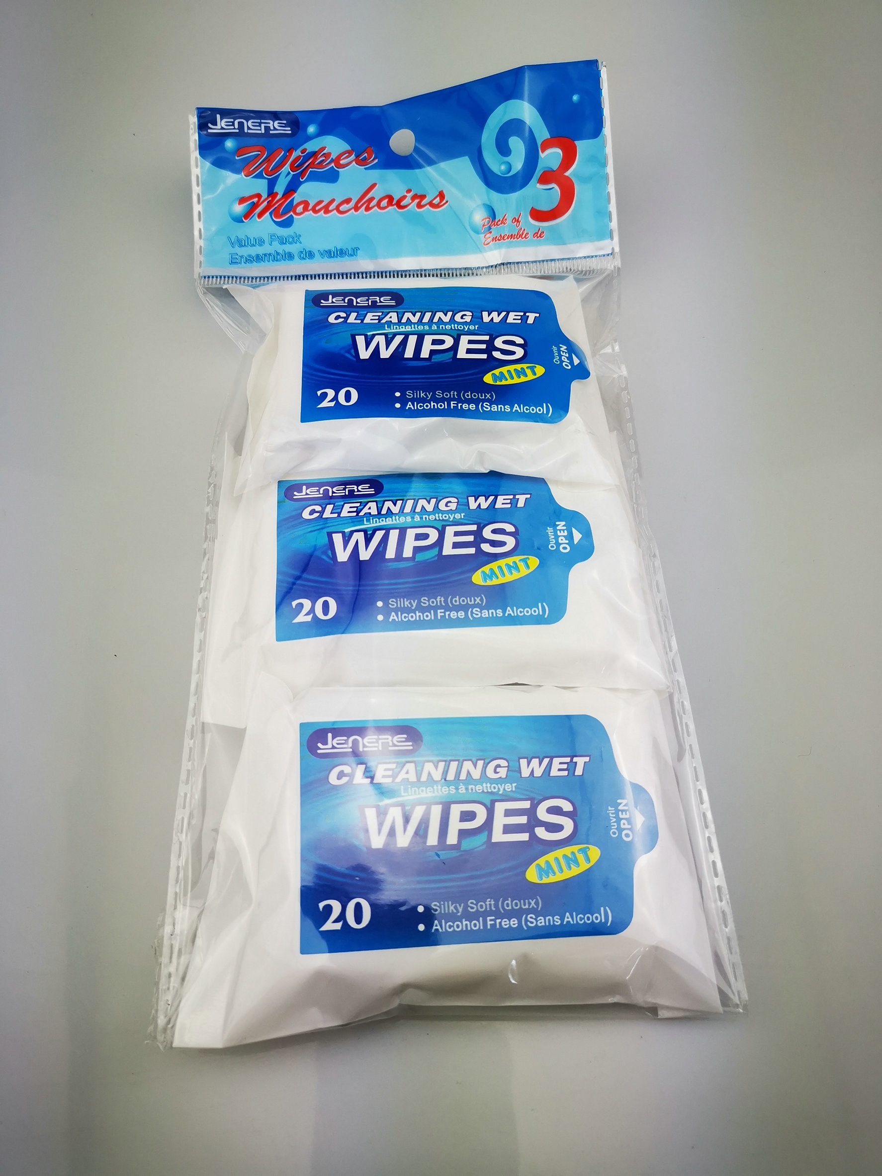 Cleaning wipes